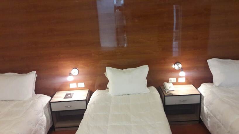Imagen de la habitación del Hotel Yasmin de Oro. Foto 16
