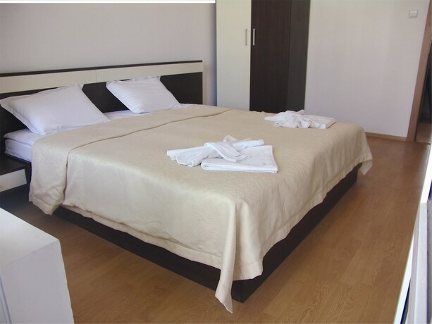 Imagen general del Hotel Yassen Holiday Village, Sunny Beach. Foto 9