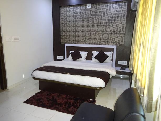 Imagen de los interiores del Hotel Yatri, Gandhinagar. Foto 18