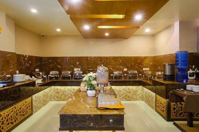 Imagen del bar/restaurante del Hotel Yatri Suites and Spa, Kathmandu. Foto 2