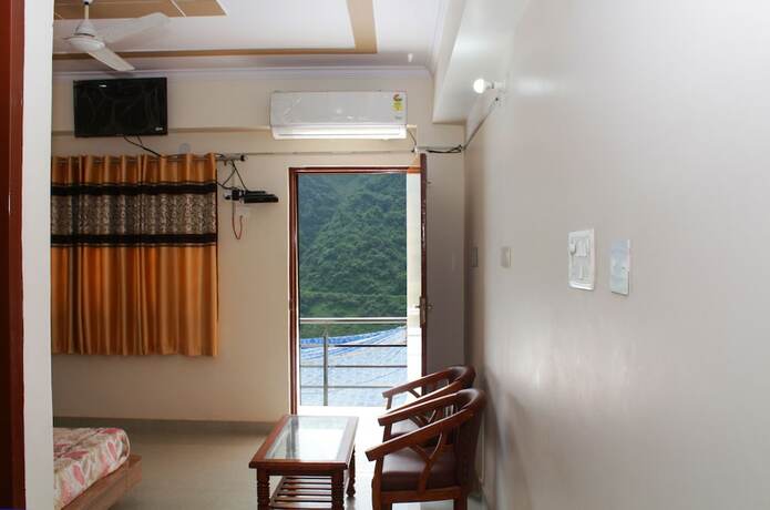 Imagen de la habitación del Hotel Yatrik Inn. Foto 20