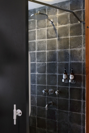Imagen de la habitación del Hotel Yats Colony. Foto 13