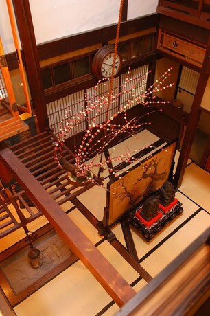 Imagen de los interiores del Hotel Yatsusankan, Hida. Foto 34