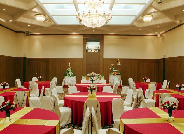 Imagen de los interiores del Hotel Yatsushiro Grand. Foto 13
