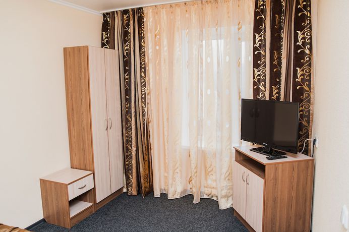 Imagen de la habitación del Hotel Yavir. Foto 15