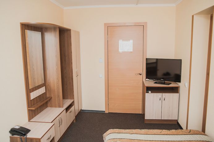 Imagen de la habitación del Hotel Yavir. Foto 16