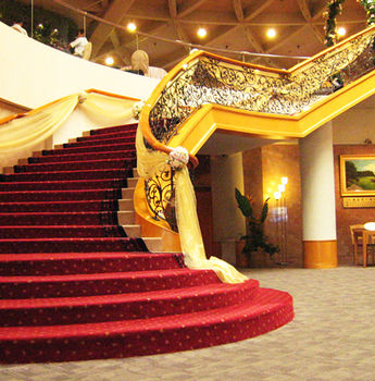 Imagen de los interiores del Hotel Yaward. Foto 8