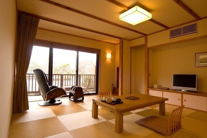 Imagen de la habitación del Hotel Yawatano Onsenkyo Morinoyu Kiranosato. Foto 16