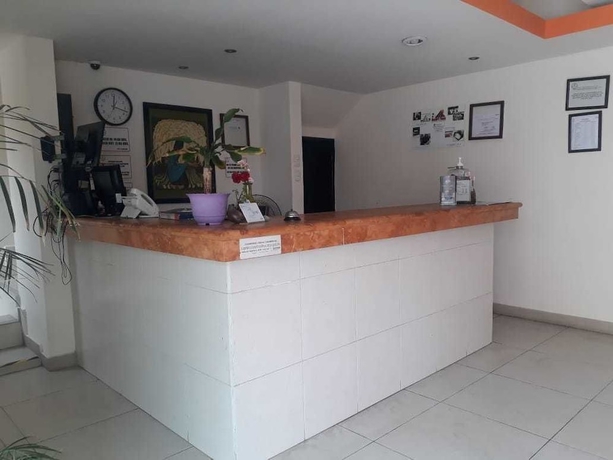 Imagen de los interiores del Hotel Yaxactun. Foto 19