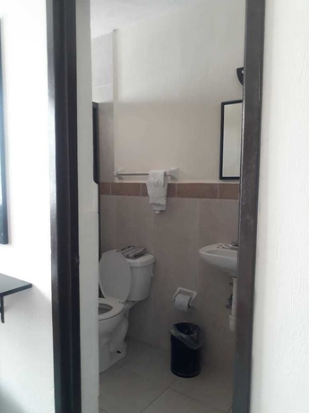 Imagen de la habitación del Hotel Yaxactun. Foto 13