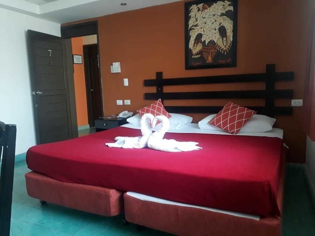 Imagen de la habitación del Hotel Yaxactun. Foto 14