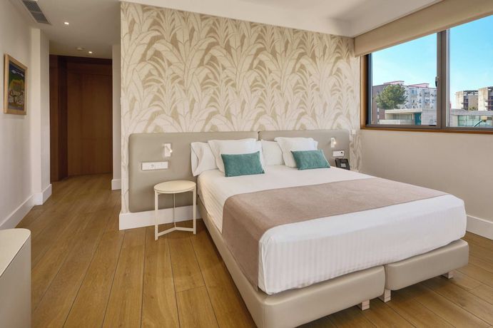Imagen de la habitación del Hotel Ybarra Sevilla. Foto 3