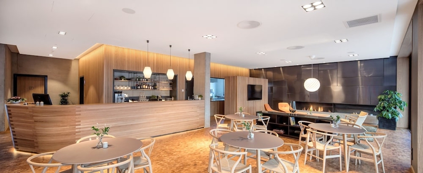 Imagen del bar/restaurante del Hotel Ydalir. Foto 3