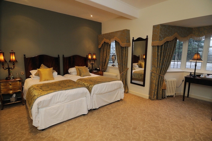Imagen de la habitación del Hotel Ye Olde Bell and Spa. Foto 13