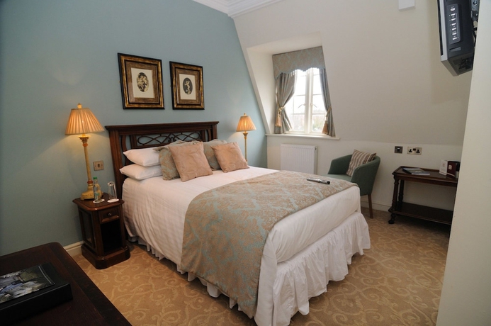 Imagen de la habitación del Hotel Ye Olde Bell and Spa. Foto 14