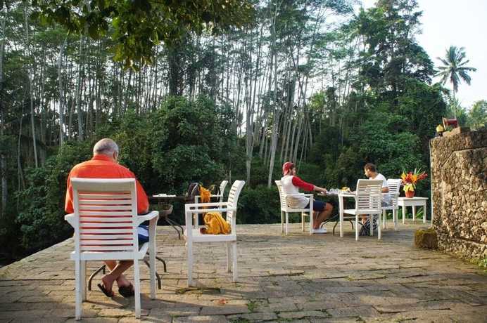Imagen del bar/restaurante del Hotel Yeh Panes Bali. Foto 5