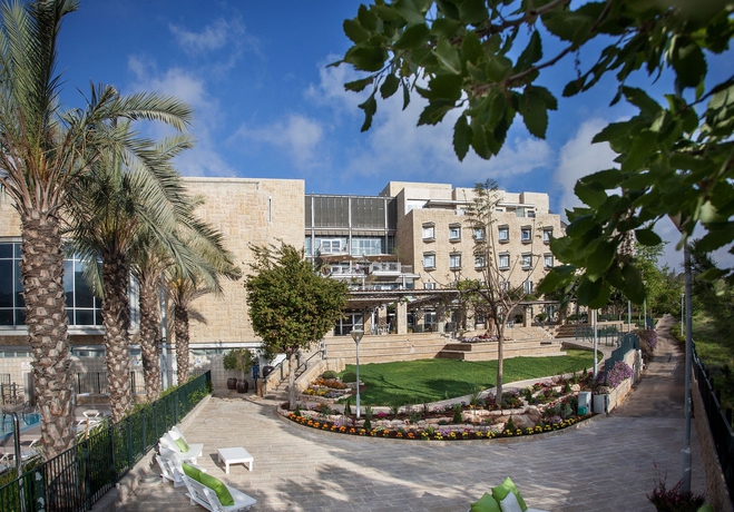 Imagen de los exteriores del Hotel Yehuda. Foto 9