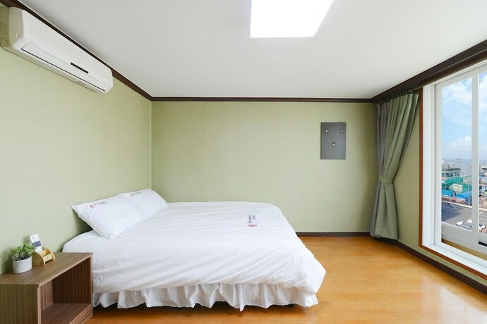 Imagen de la habitación del Hotel Yein. Foto 20