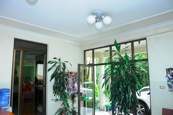 Imagen de los interiores del Hotel Yeka Guest House. Foto 18