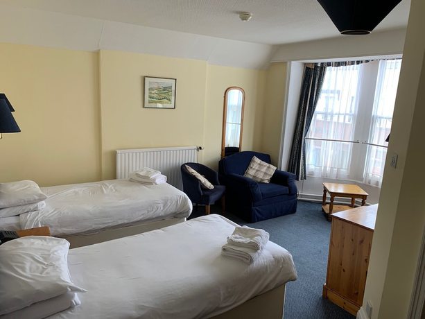 Imagen de la habitación del Hotel Yelf\'s. Foto 2