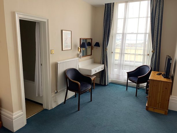 Imagen de la habitación del Hotel Yelf\'s. Foto 9