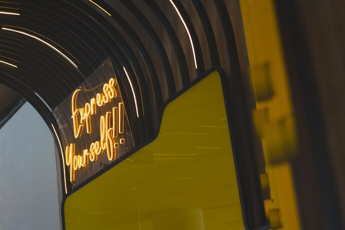 Imagen general del Hotel Yello Kuta Beachwalk Bali. Foto 6