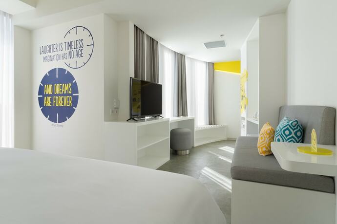 Imagen de la habitación del Hotel Yello Kuta Beachwalk Bali. Foto 15
