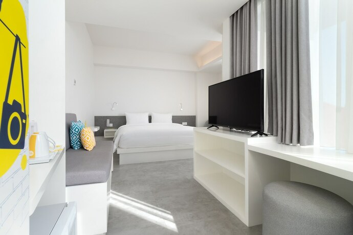 Imagen de la habitación del Hotel Yello Kuta Beachwalk Bali. Foto 17