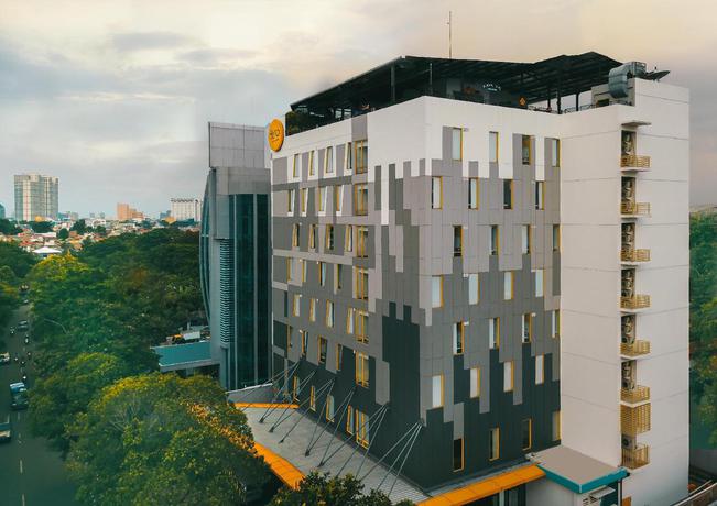 Imagen general del Hotel Yello Manggarai. Foto 1