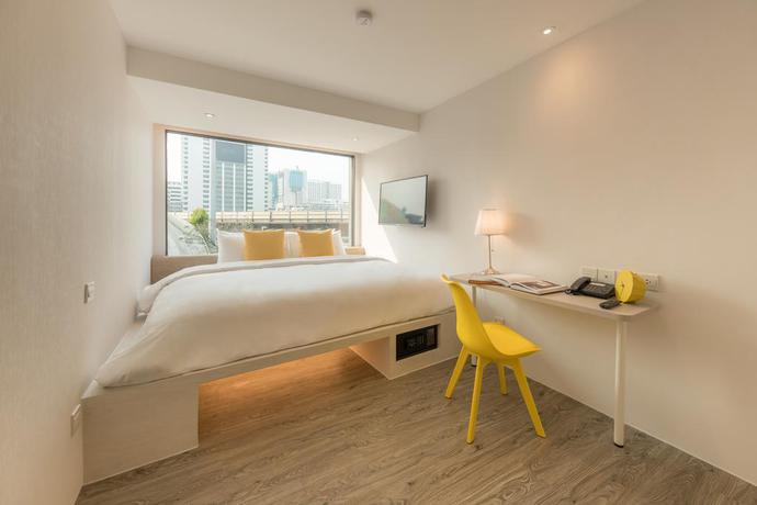 Imagen de la habitación del Hotel Yello Rooms Victory Monument. Foto 11