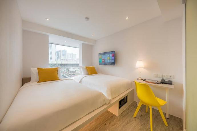 Imagen de la habitación del Hotel Yello Rooms Victory Monument. Foto 12