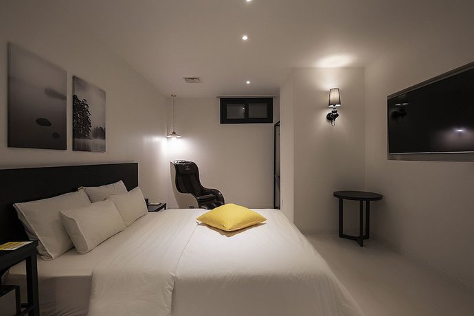 Imagen de la habitación del Hotel Yellow 8. Foto 14