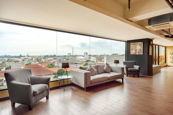 Imagen general del Hotel Yellow Bee Tangerang. Foto 7