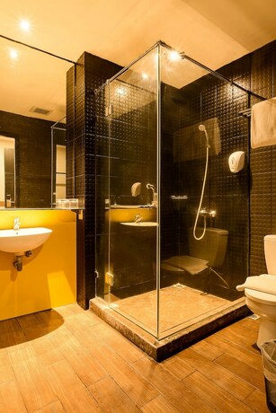Imagen de la habitación del Hotel Yellow Bee Tangerang. Foto 24