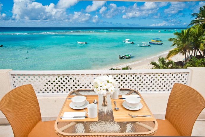 Imagen de la habitación del Hotel Yellow Bird. Foto 8