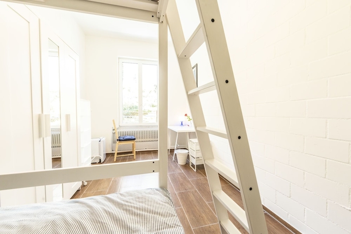 Imagen de la habitación del Hotel Yellow Inn. Foto 5