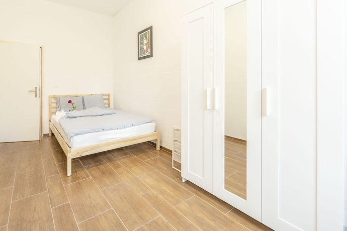 Imagen de la habitación del Hotel Yellow Inn. Foto 9