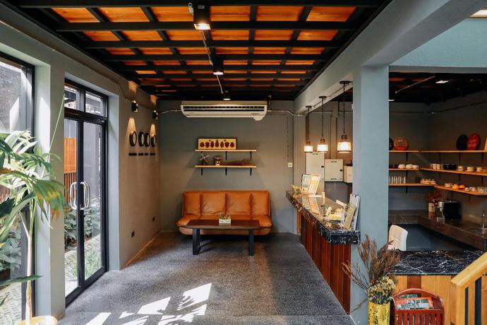 Imagen de los interiores del Hotel Yellow Pillow Village. Foto 8