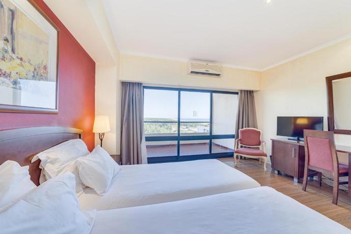 Imagen de la habitación del Hotel Yellow Praia Monte Gordo. Foto 3