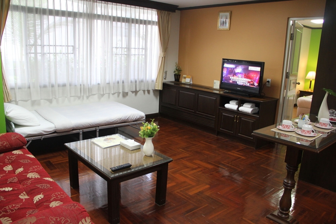Imagen de los interiores del Hotel Yellow Ribbon Hills, Boutique Suites. Foto 14