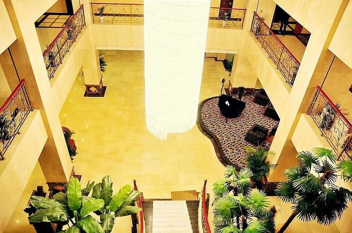 Imagen de los interiores del Hotel Yellow River Pearl Hotel. Foto 15