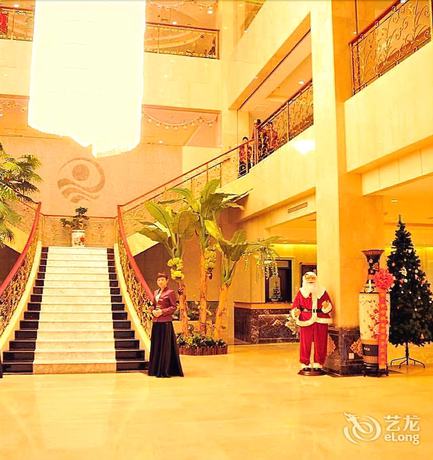 Imagen de los interiores del Hotel Yellow River Pearl Hotel. Foto 19