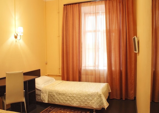 Imagen de la habitación del Hotel Yellow, San Petersburgo. Foto 4