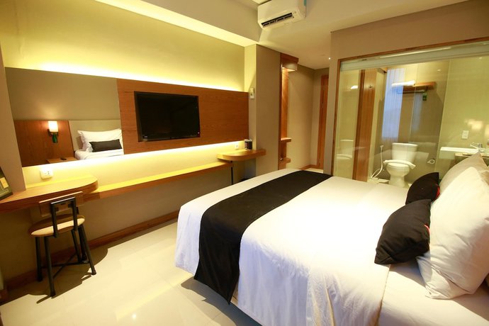Imagen de la habitación del Hotel Yellow Star Ambarukmo. Foto 4