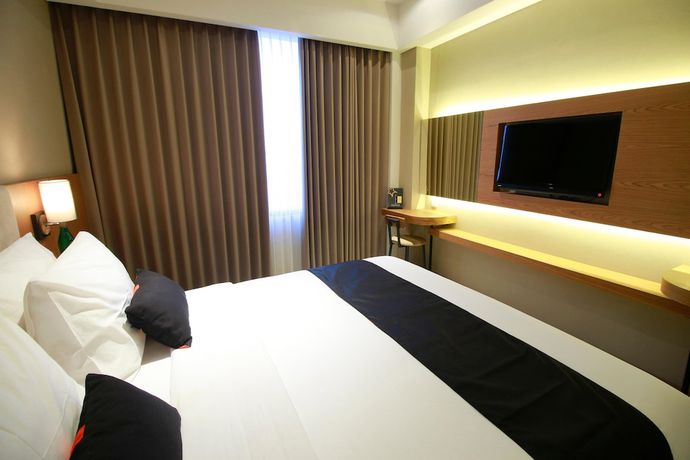 Imagen de la habitación del Hotel Yellow Star Ambarukmo. Foto 16