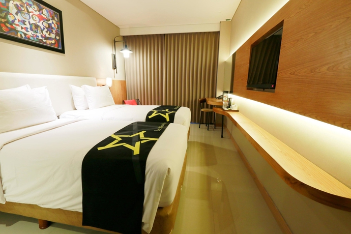 Imagen de la habitación del Hotel Yellow Star Gejayan. Foto 12