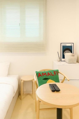 Imagen de la habitación del Hotel Yellow stay. Foto 13