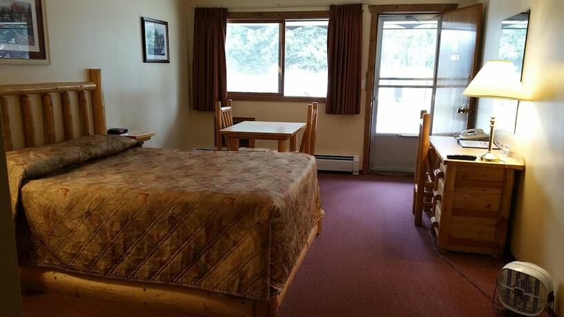 Imagen general del Hotel Yellowhead Motel. Foto 6