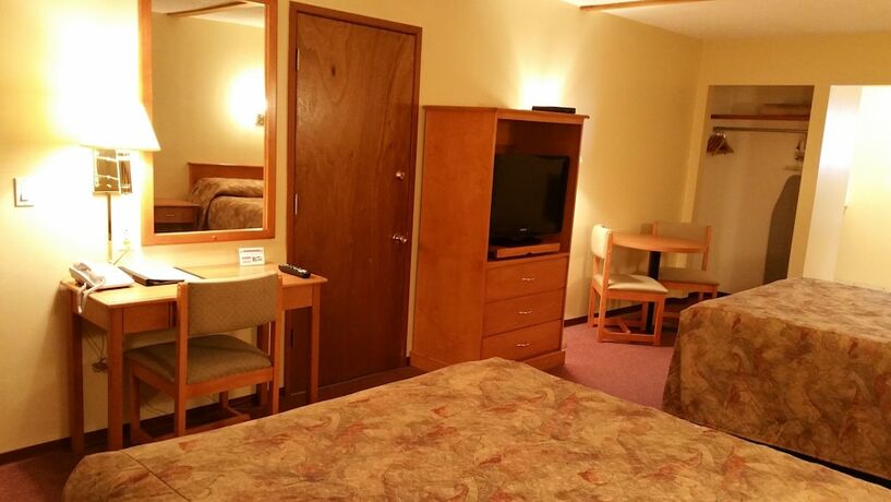 Imagen de la habitación del Hotel Yellowhead Motel. Foto 16