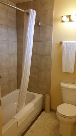 Imagen general del Hotel Yellowhead Motel. Foto 12